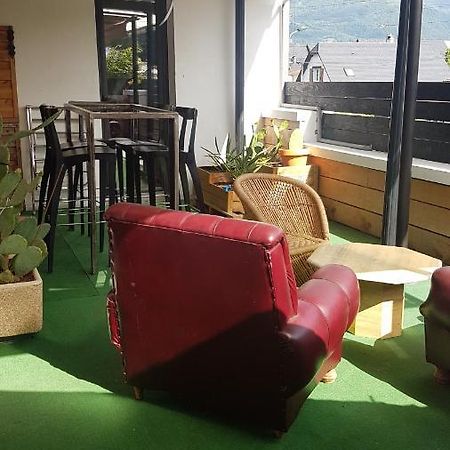 Grand appartement sympa 7 personnes au cœur de la vallée parking privé terrasse plein sud Argelès-Gazost Extérieur photo